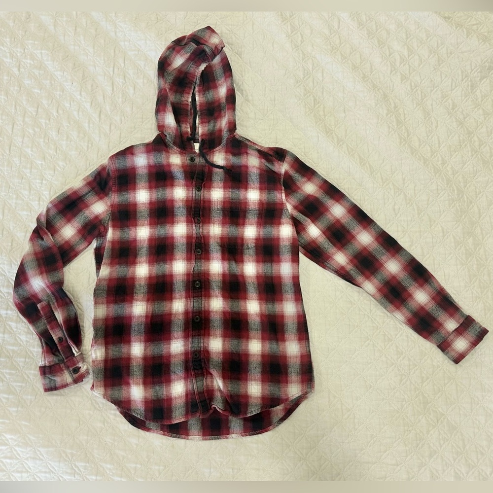 American Eagle button down hoodie